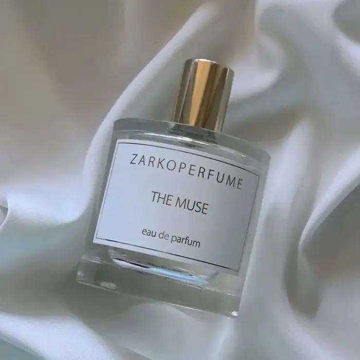Parfum floral unisexe 100ml avec certification CPNP pour femmes et hommes occasions spéciales et cadeaux sophistiqués