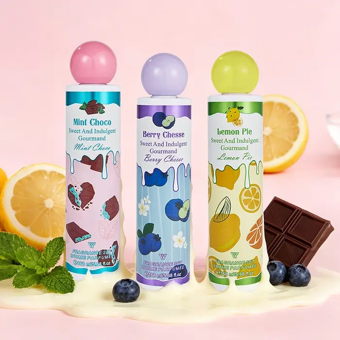 Spray de parfum floral fruité à la vanille gourmet