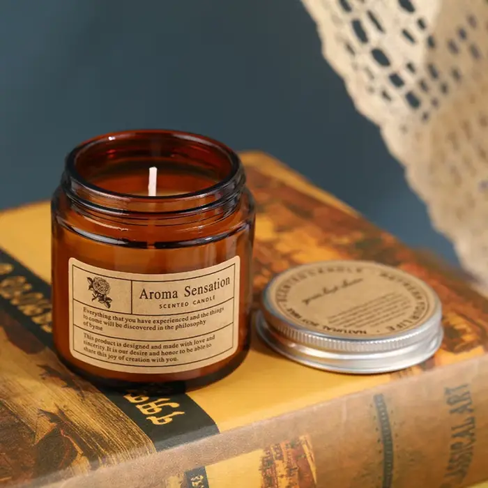 Bougie d'aromathérapie en verre marron