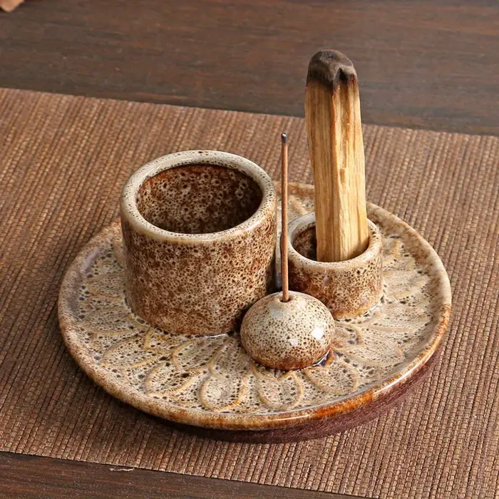 Brûleur d'encens en céramique 4 en 1 pour aromathérapie, méditation, yoga et décoration d'intérieur,