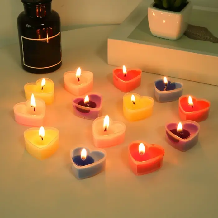 Lot de 9 bougies d'art en forme de cœur en cire de paraffine sans flamme pour décoration de mariage et fête romantique