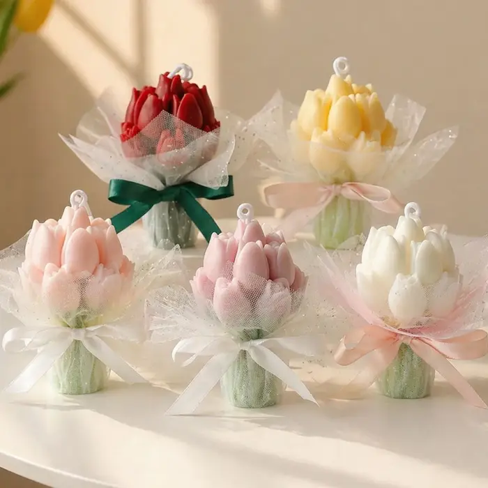 Bougie parfumée en forme de bouquet de tulipes