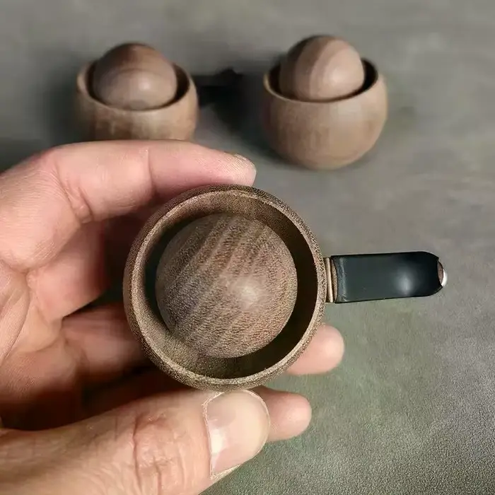Diffuseur d'huiles essentielles pour voiture et maison - Fabriqué en bois