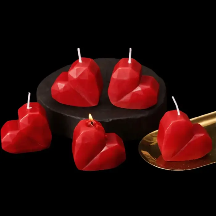 Bougies romantiques en forme de cœur