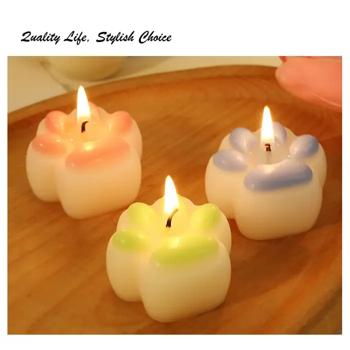 Bougie parfumée créative en forme de patte de chat avec coussinets pastel pour décoration d'intérieur et mémorial d'animal de compagnie