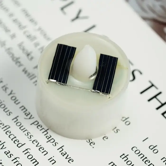 Nouvelles bougies solaires sans flamme LED