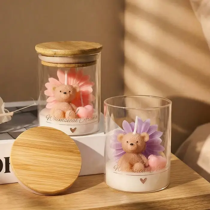 Bougie en forme d'ours en peluche dans un bocal en verre avec couvercle en bois, bougie parfumée en cire de soja pour la décoration de la maison, de la chambre à coucher, du bureau, cadeau pour les fe